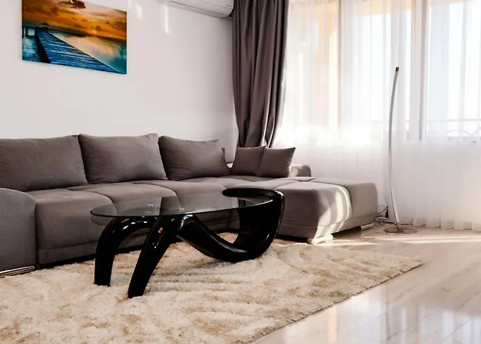 Lighthouse Golf Resort, 75 Mp2, With Balcony Balchik